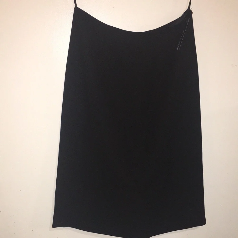 Jones Wear Black Skirt Size 6 NEW Fully Lined Back Walking slit Side Zip Beauty - Picture 1 of 6
